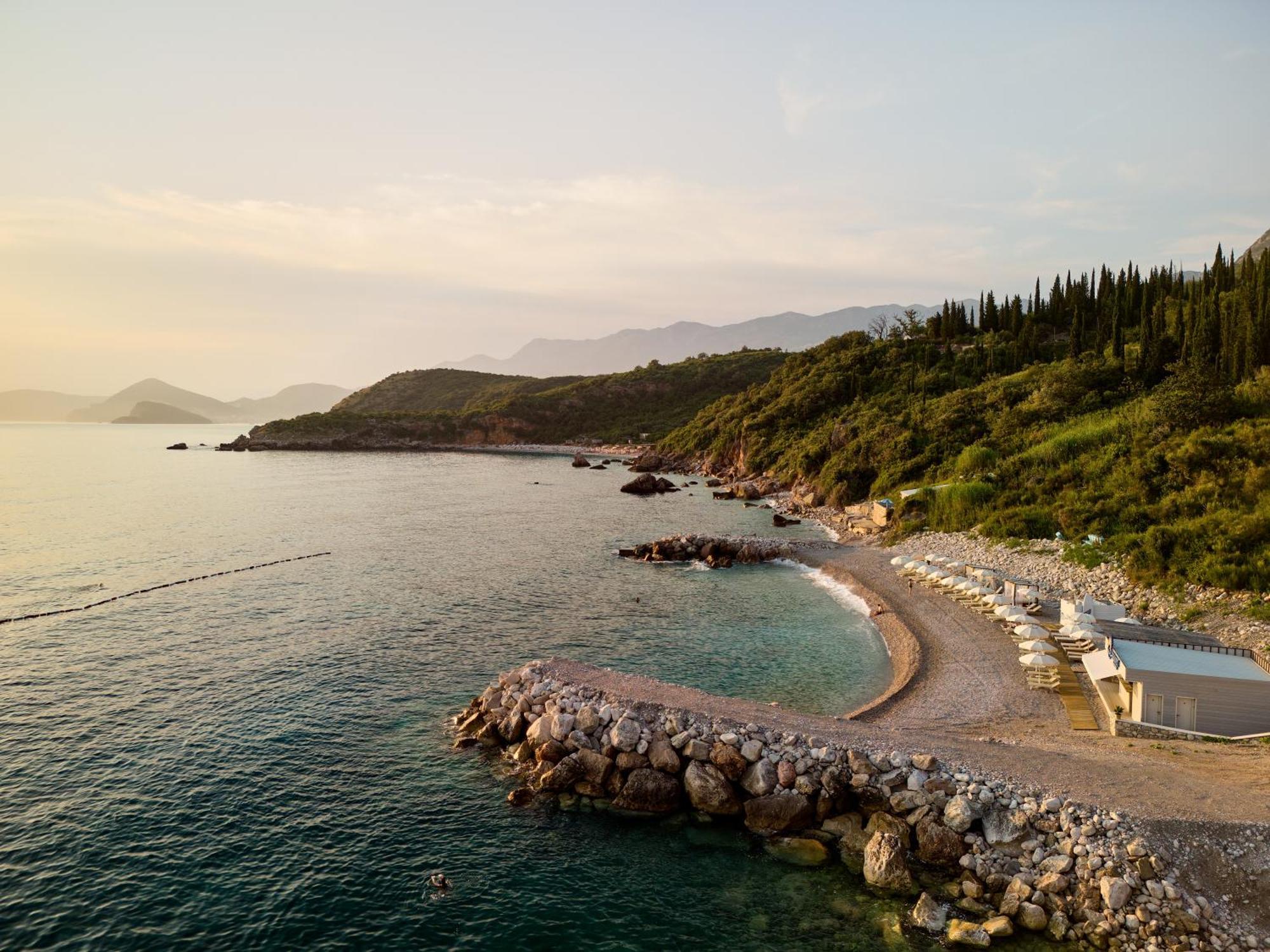 Ananti Resort, Residences & Beach Club - The Leading Hotels Of The World Sveti Stefan Dış mekan fotoğraf