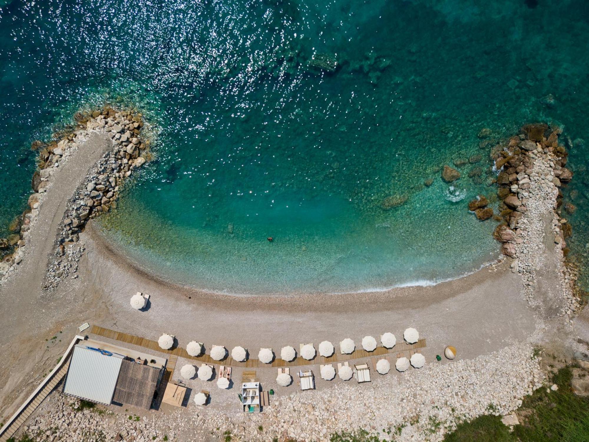 Ananti Resort, Residences & Beach Club - The Leading Hotels Of The World Sveti Stefan Dış mekan fotoğraf