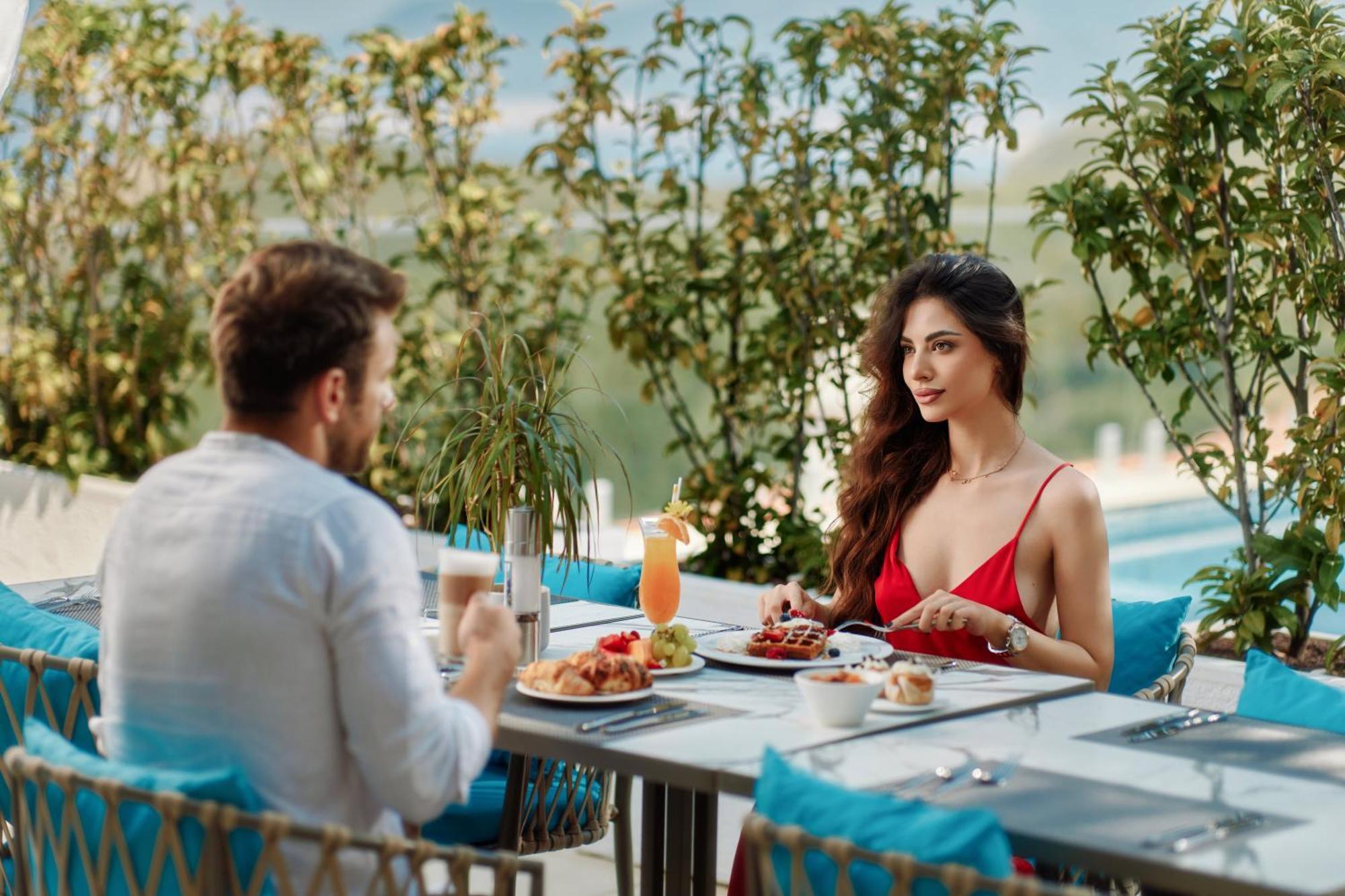 Ananti Resort, Residences & Beach Club - The Leading Hotels Of The World Sveti Stefan Dış mekan fotoğraf
